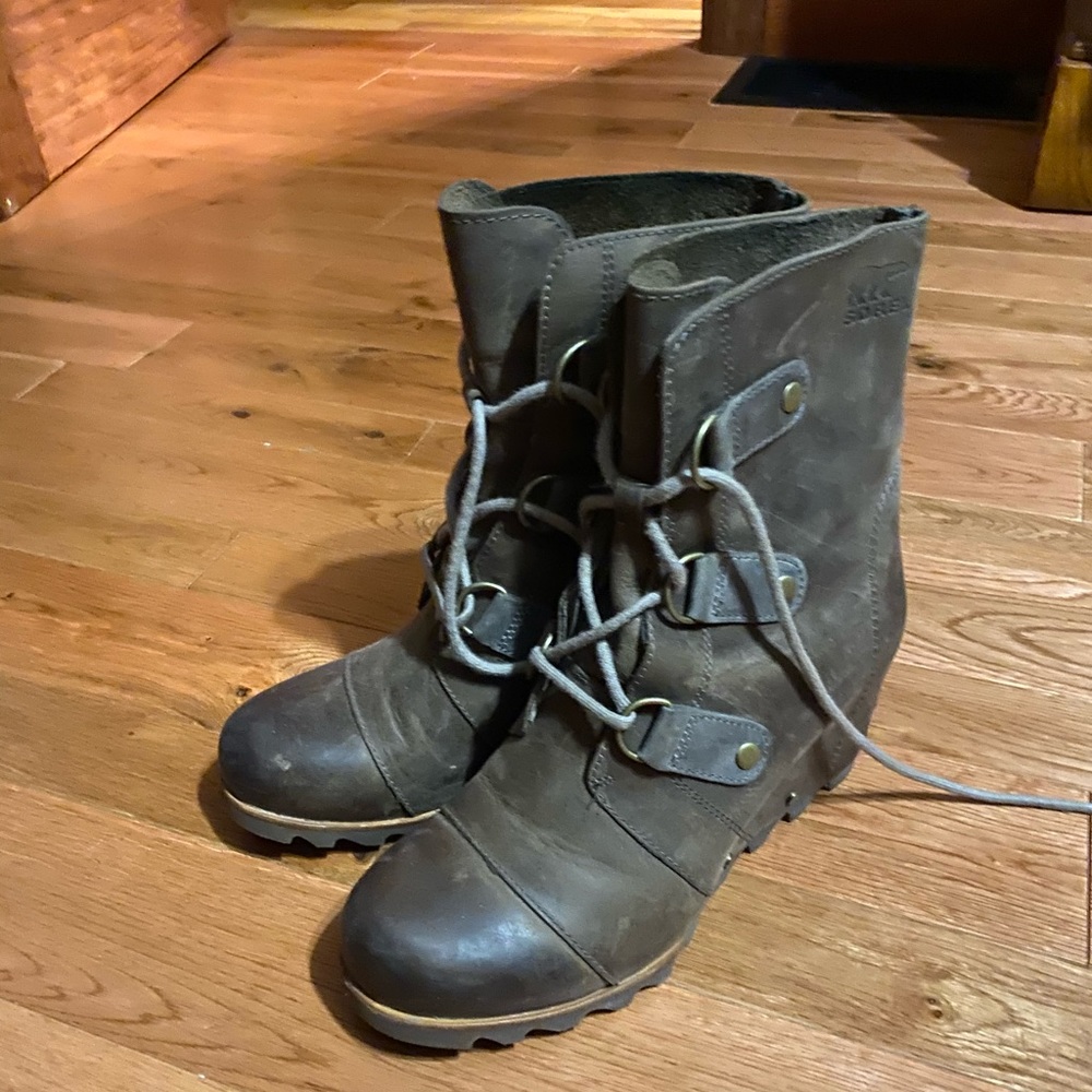 Sorel Joan of Arctic Boots